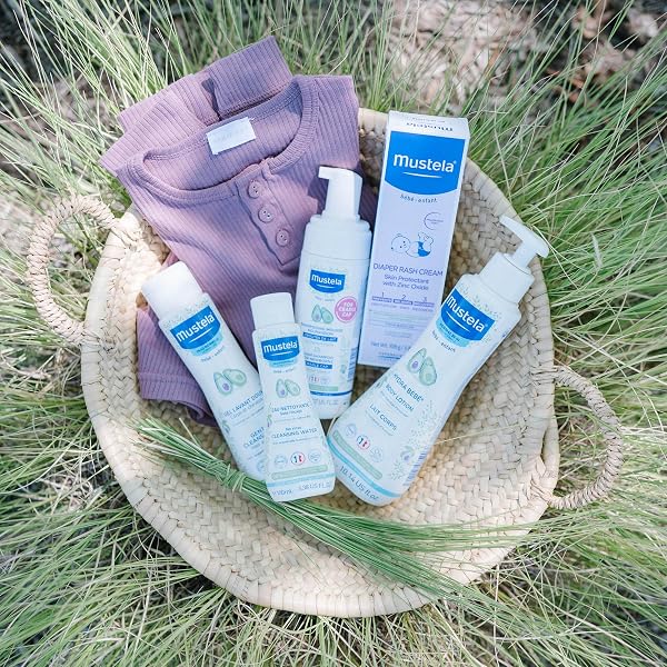 MUSTELA NEWBORN ARRIVAL GIFT SET – BABY SKINCARE & BATH TIME ESSENTIALS – NATURAL & PLANT BASED – 5 ITEMS SET