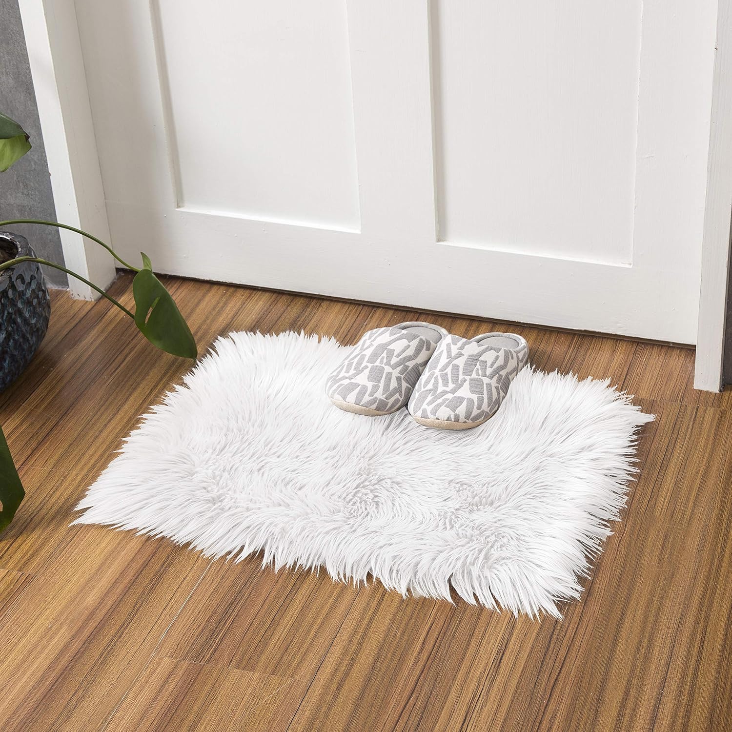 Blanc Creche Rectangulaire 40 X 60 Cm Carpette Moelleuse Pour Chambre A Coucher Tapis En Fausse Fourrure Dagneau Et Peau De Mouton Jet De Divan De Decoration Chaise Salon Tapis Ameublement Et