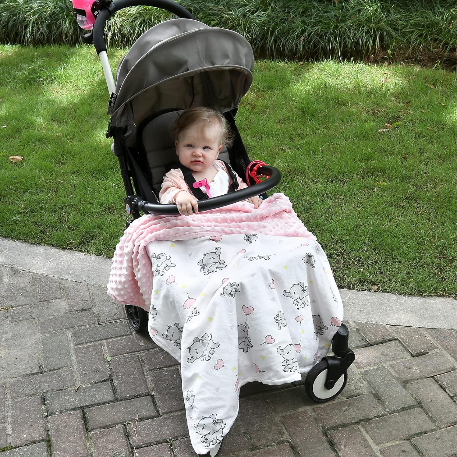 DaysU Minky Baby Blanket, Super Soft Baby Receiving Blanket with Dotted Backing, Printed Animal Baby Bed Blankets for Boys, Dinosaur, Blue, 30x40 Inches: Kitchen & Dining