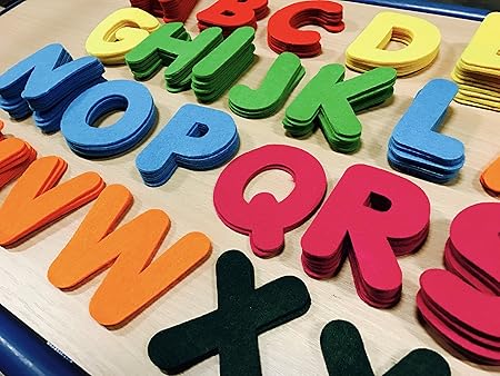 BUSDUGA Filzbuchstaben ABC - 150 Stück, 3mm Dick und 8cm Hoch