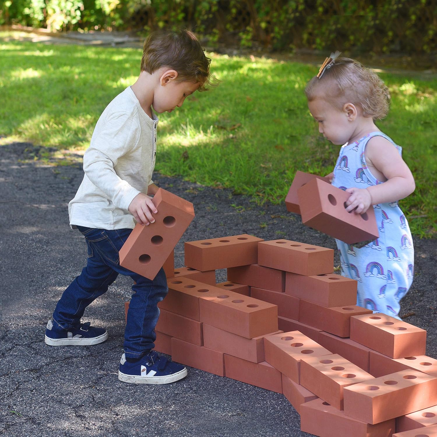 children's play bricks