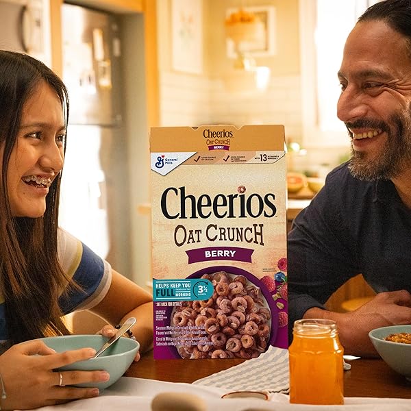 CHEERIOS OAT CRUNCH BERRY OAT BREAKFAST CEREAL, FAMILY SIZE, 24 OZ