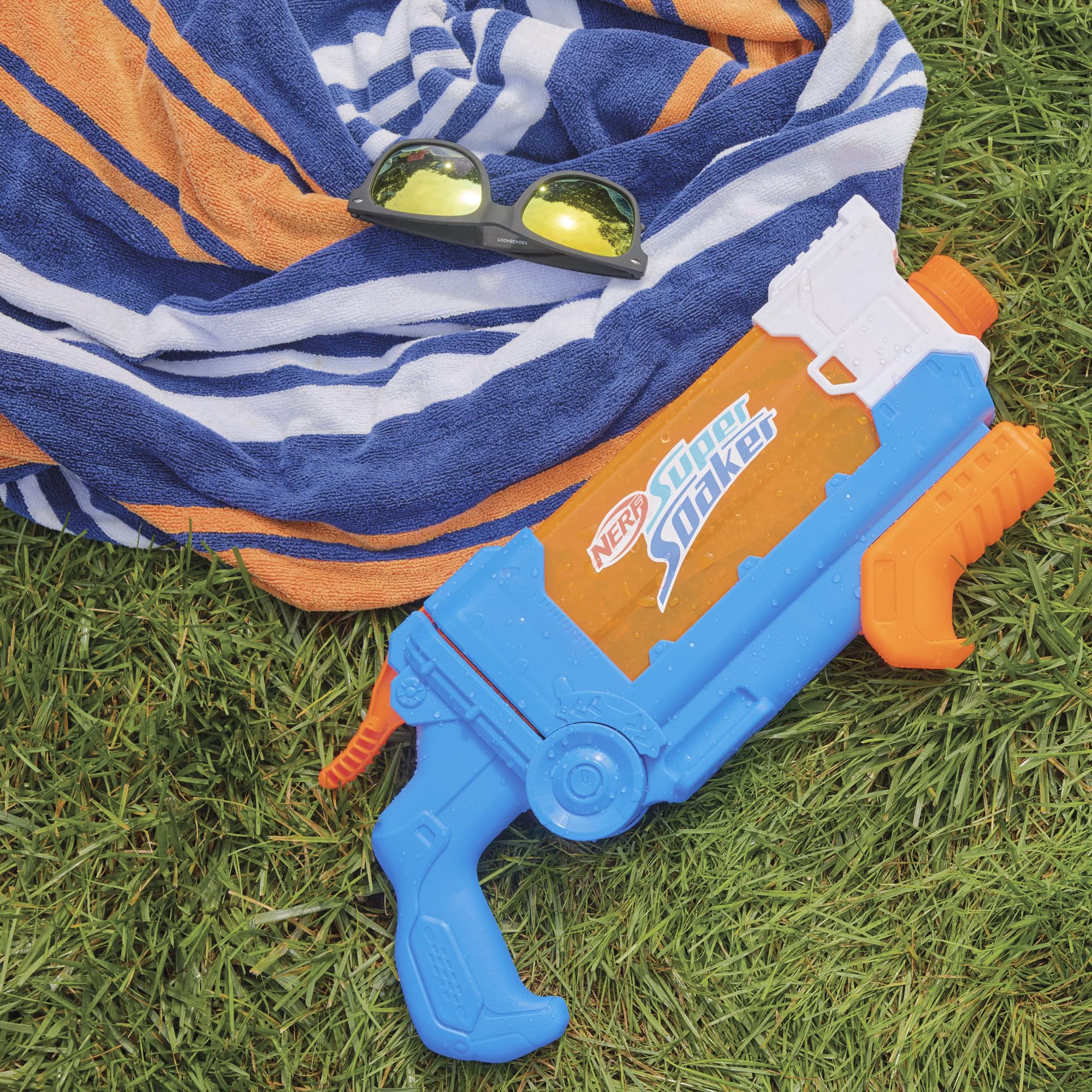 Nerf Super Soaker Flip Fill Water Blaster, 4 Spray Styles, Fast Fill, 30 Fluid Ounce Tank, Water Toys for 6 Year Old Boys & Girls & Up