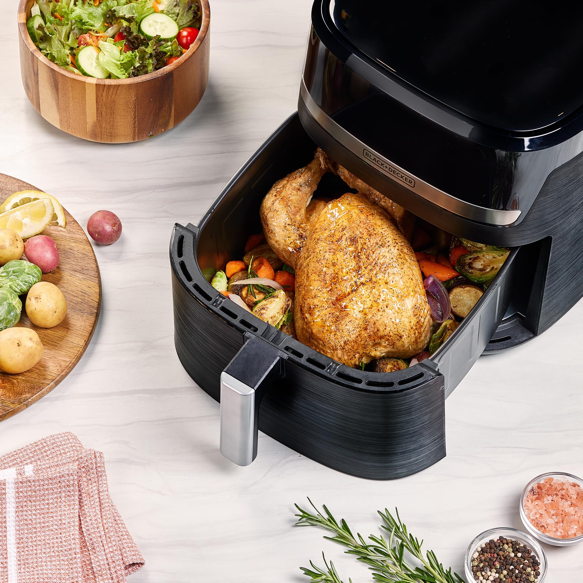 Freidora de aire BLACK+DECKER Purifry 8QT, sabor frito crujiente sin grasa, además de hornear, deshidratar y mantener los alimentos calientes, pantalla táctil digital y apagado automático