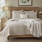 Bedsure King Quilt - Linen Bedspread King Size & Lightweight Comforter, Modern Farmhouse Coverlet with Clover Pattern, Ultra Soft All-Season Bedding, 106 x 96 Inches