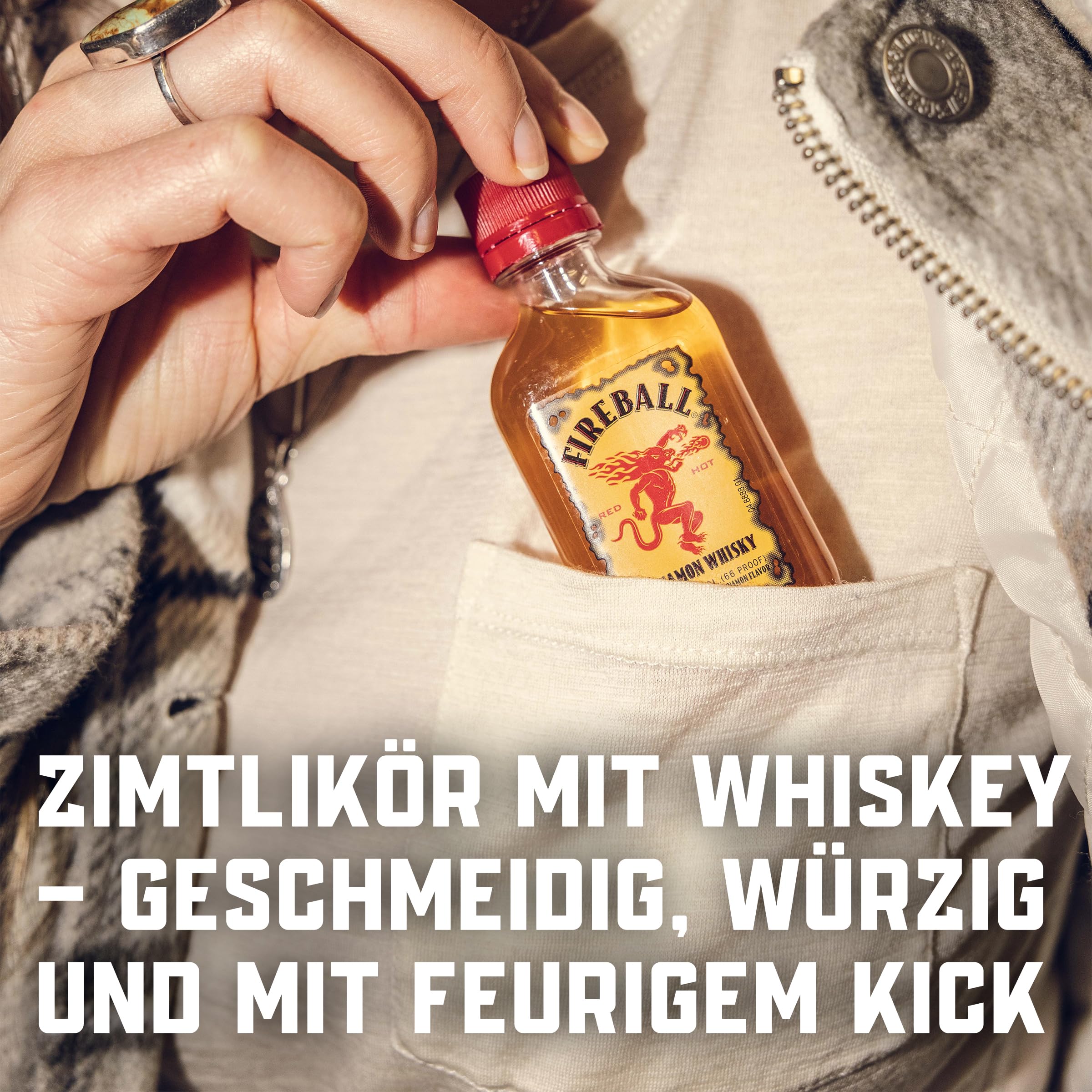 Fireball Cinnamon Whisky Liqueur, Kanadischer Whisky mit Echter Zimt‑Note, 33% vol, 700ml, Amerikas Nr.1 Shot‑Marke, Eiskalt Servieren, Würzig, Optimal für Shots, Mixgetränke & Cocktails 4