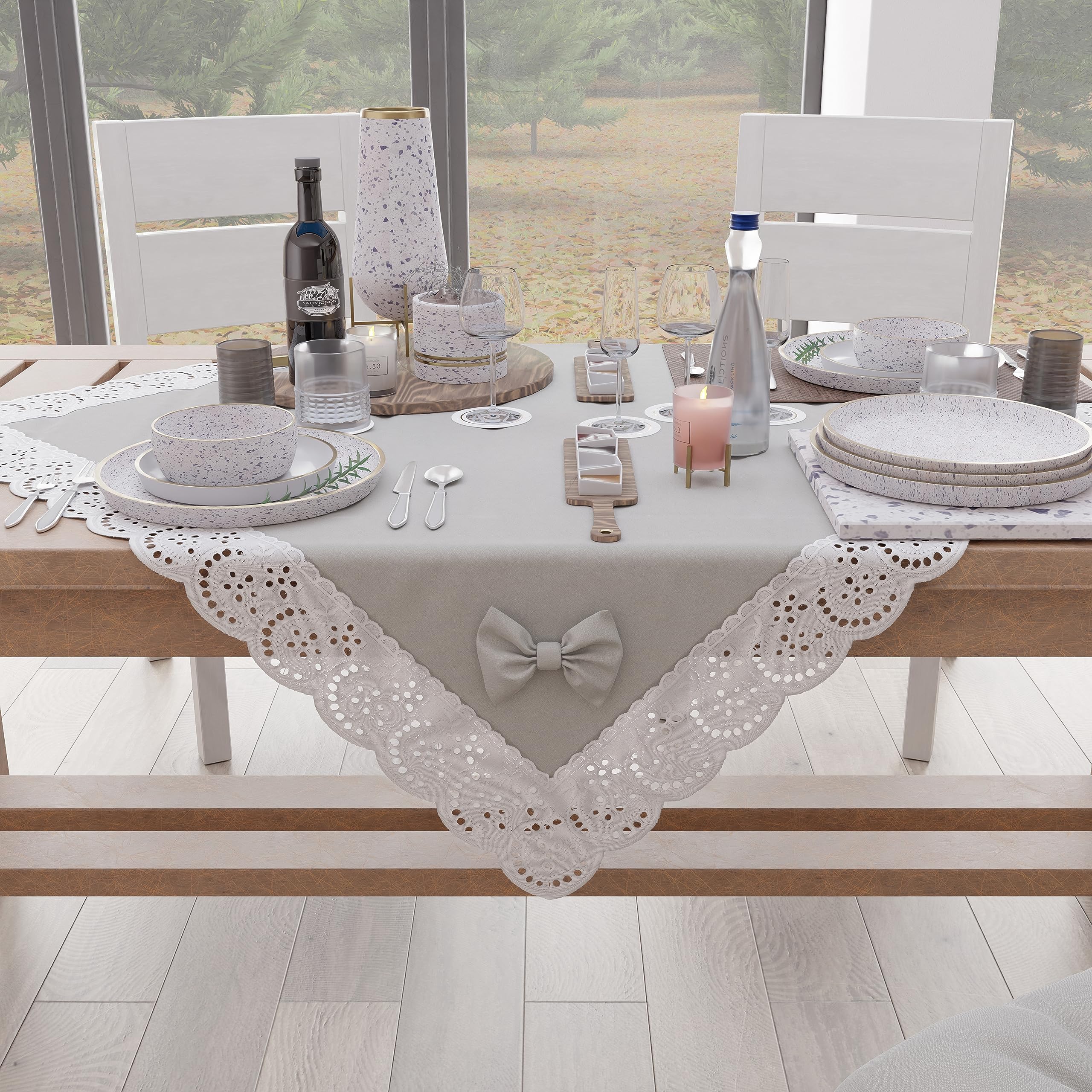 PETTI Artigiani Italiani - Elegant Cotton Centerpiece for Kitchen Table, Living Room, Dining Room, Solid Colour Table Centre with Lace Frill and Bows, Light Grey 95 x 95 cm