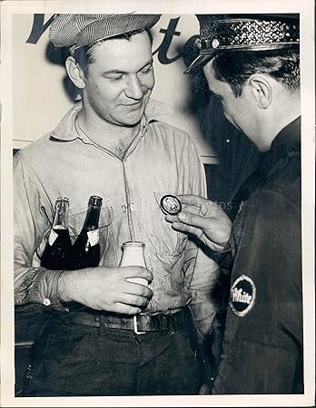 Amazon Com 1941 Photo Steve Varhole White Motors Company Guard
