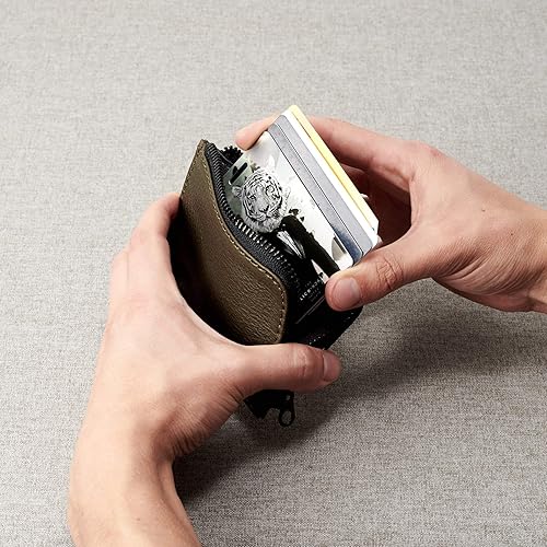 Amazon Com Capra Leather Zip Card Holder For Men Green Business