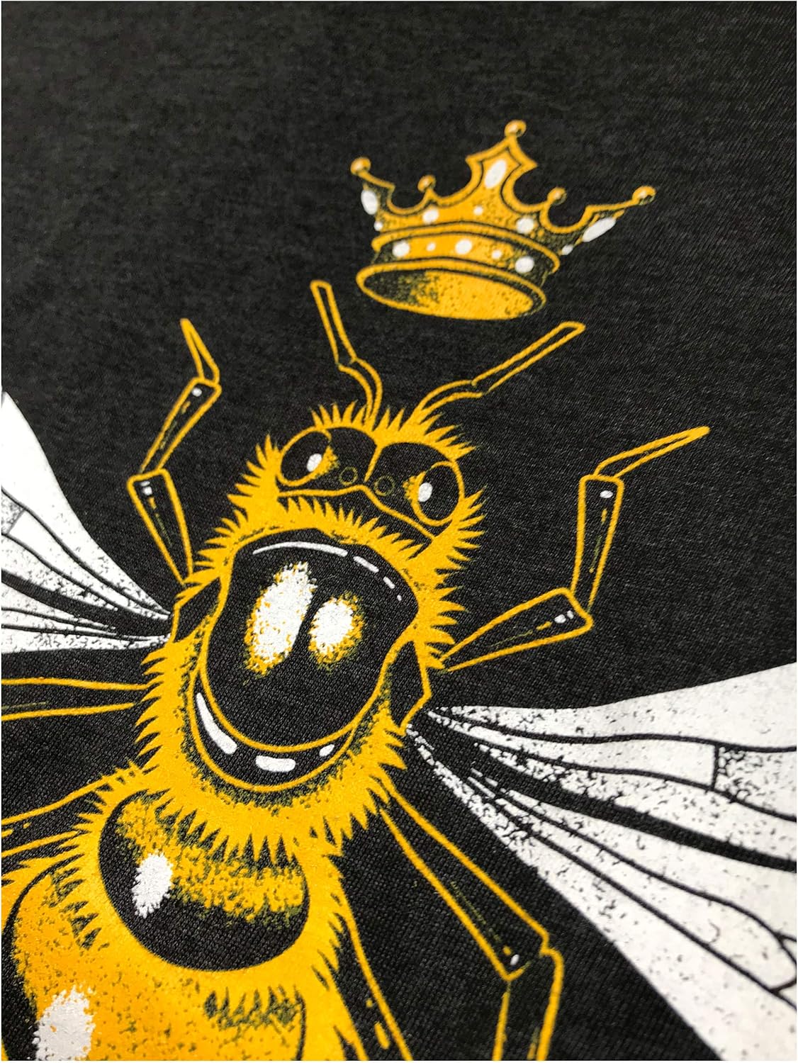 Queen Bee | Funny, Cute, Cool Boss Lady Crown Alpha Top, Women's V-Neck T-Shirt: Clothing