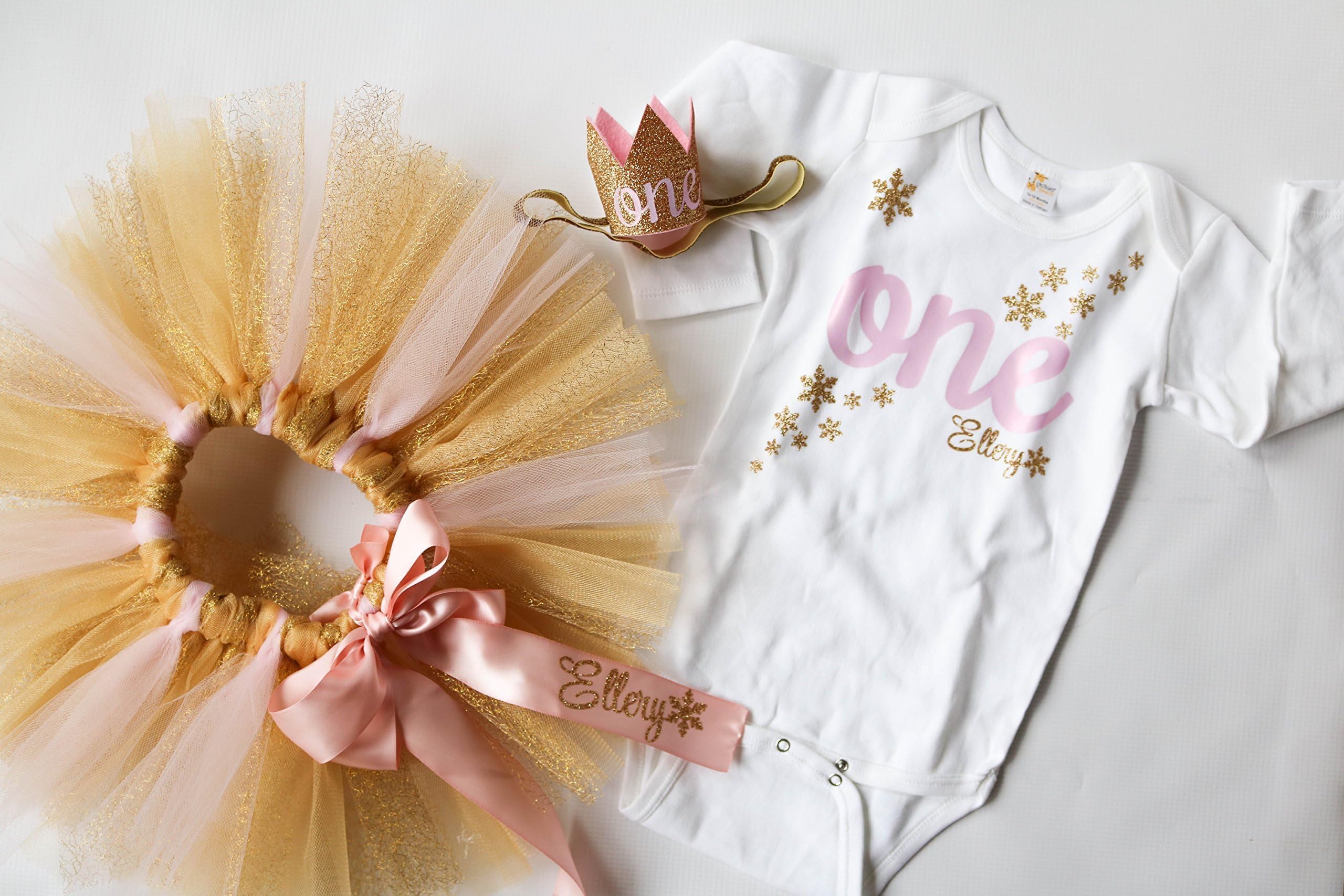 First Birthday Winter Onderland Personalized Baby Girl Outfit in Glitter Gold and Light Pink, 1st Birthday Smash Cake Clothing Set including Headband Crown, Bodysuit, and Tutu with Bow Sash