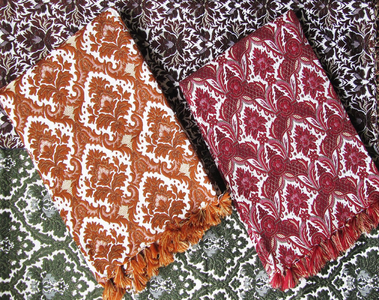 Buy Textilekart Solapur Cotton Blanket (Multicolour) Online at Low