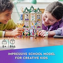 LEGO Friends Emma's Art School House Set