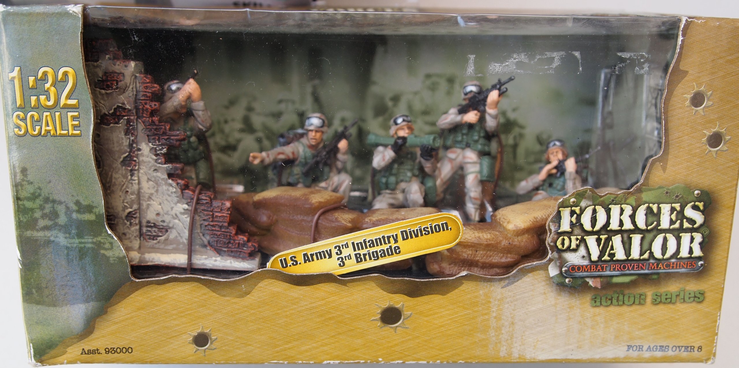 Forces of Valor German 716th Infantry Division Normandy 1944 Pre-painted 5-soldier Set w/ Accessorie