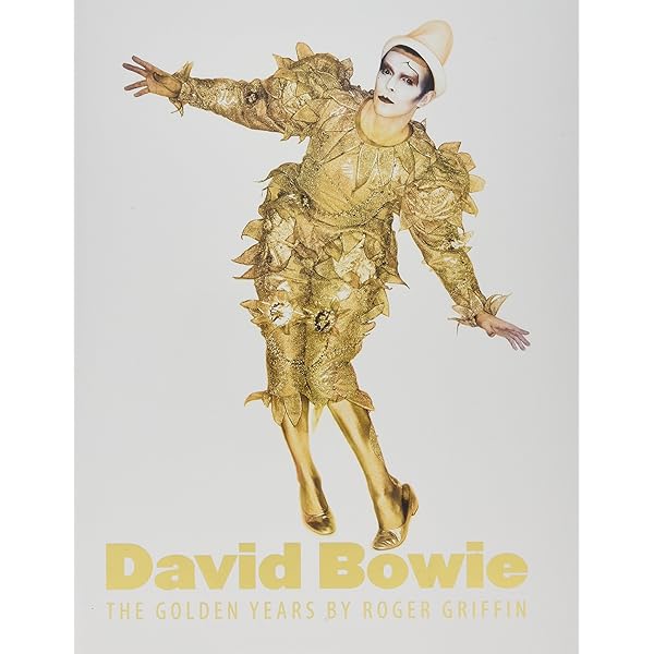 Queen: On Camera, Off Guard: Hayward, Mark: 9781862059078: Amazon