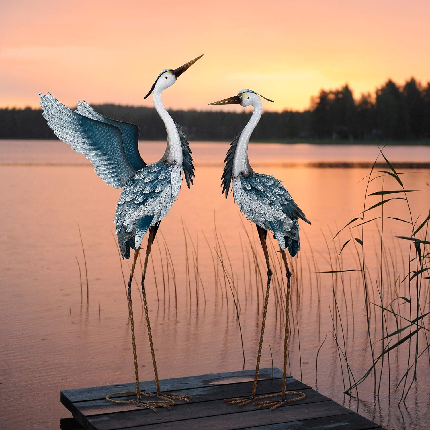 TERESA'S COLLECTIONS 40.7 inch Metal Blue Herons Garden Statues Sculptures, Standing Cranes Decor Bird Art Lawn Ornaments for Outdoor Yard Patio Porch Outside Decorations - Set of 2: Kitchen & Dining