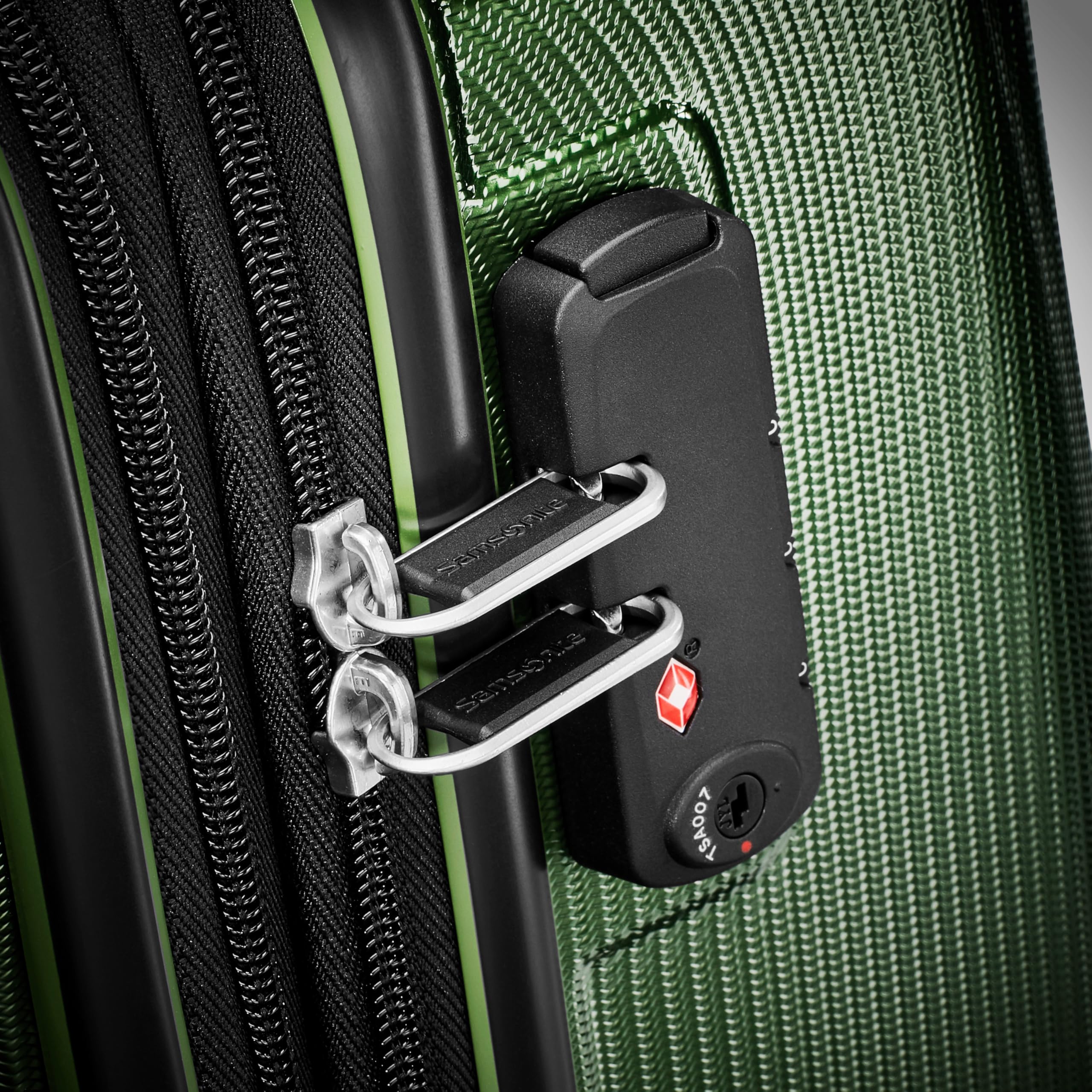 Samsonite Winfield 3 DLX Hardside Expandable Luggage with Spinners, Ombre Green, 2-Piece Set (20/25)