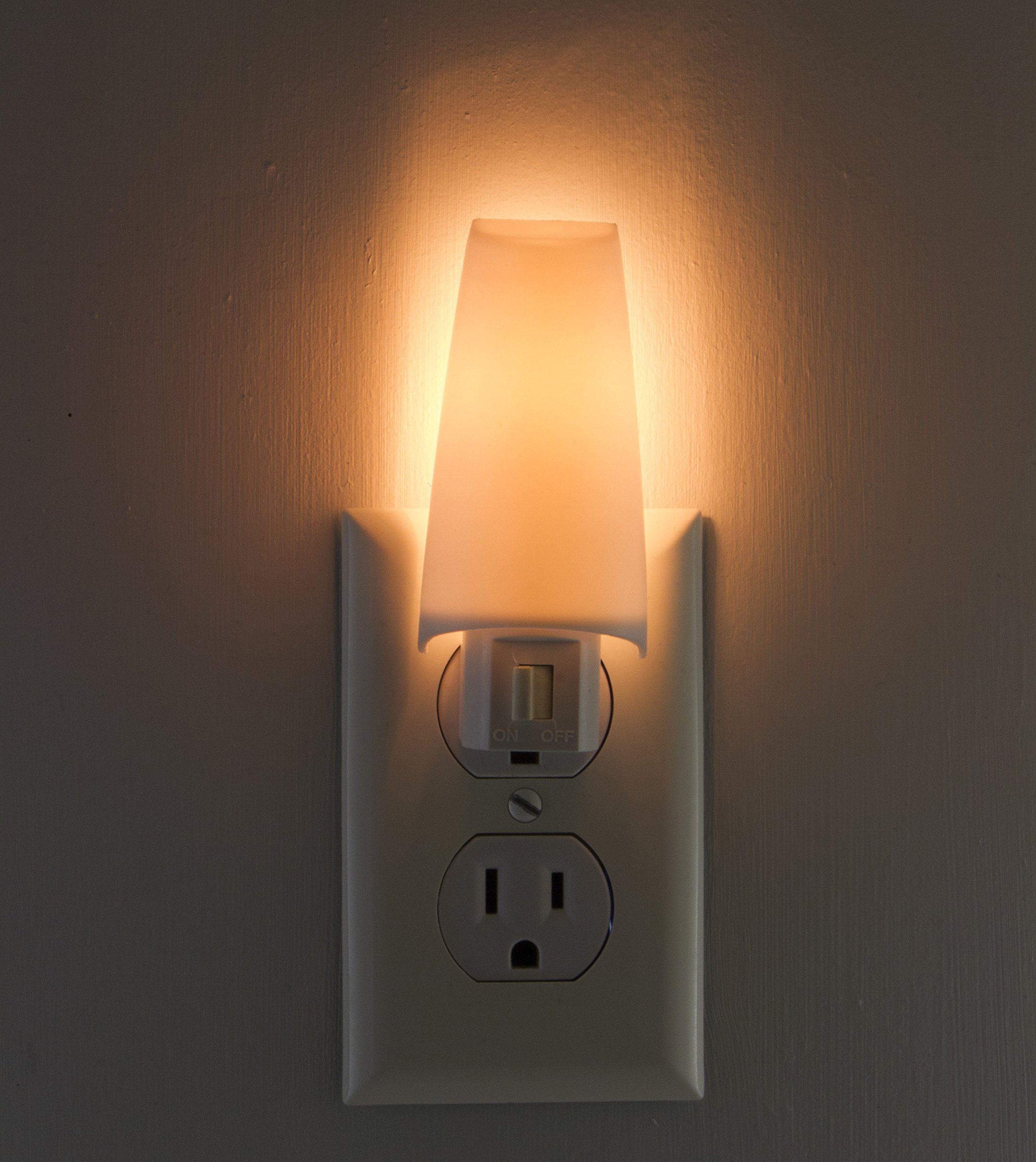 Lights By Night Manual On/Off Night Light, Incandescent, PlugIn, Soft