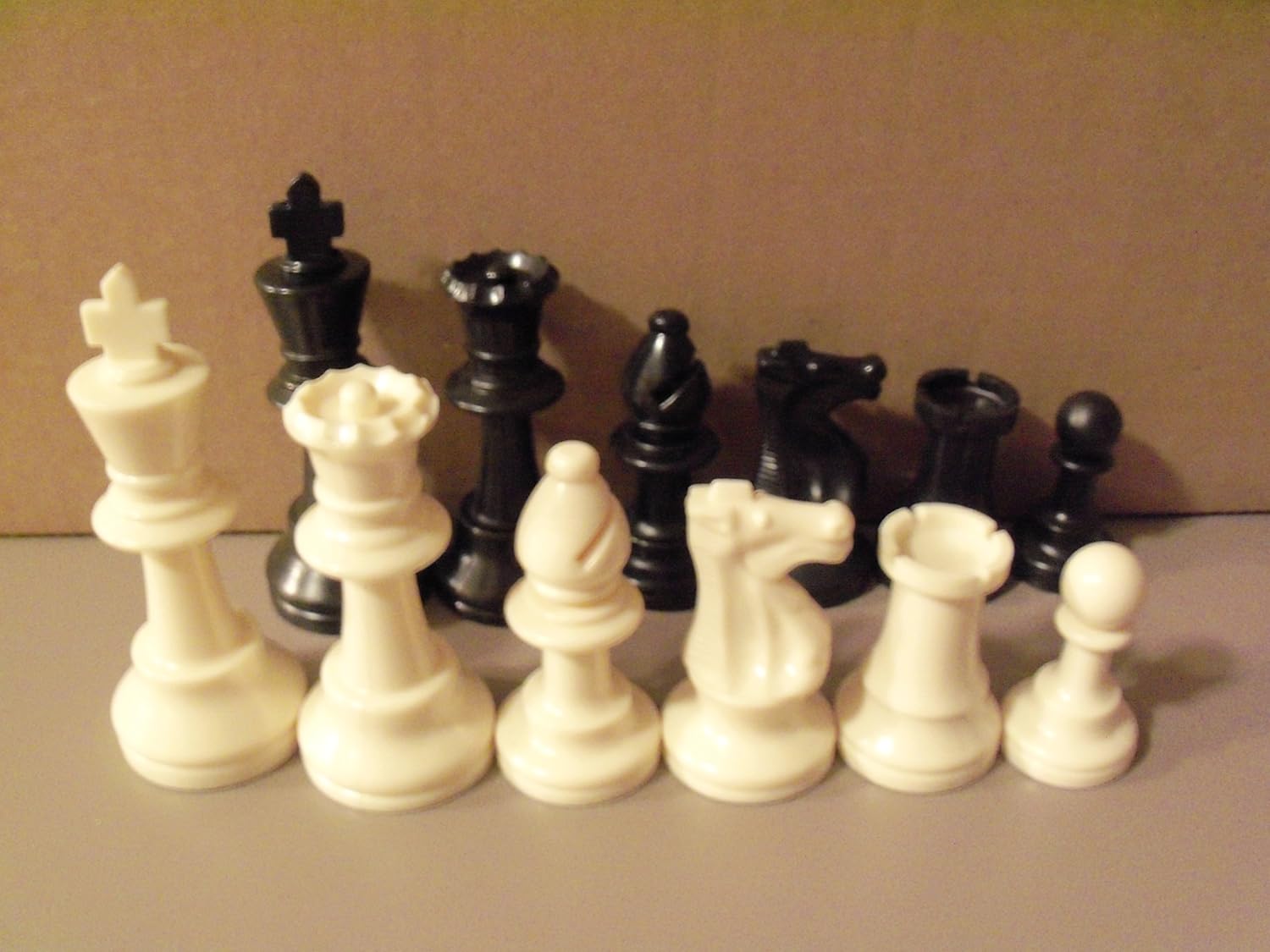 Staunton Tournament Chess Pieces, Triple Weighted with 3.75" King and 2