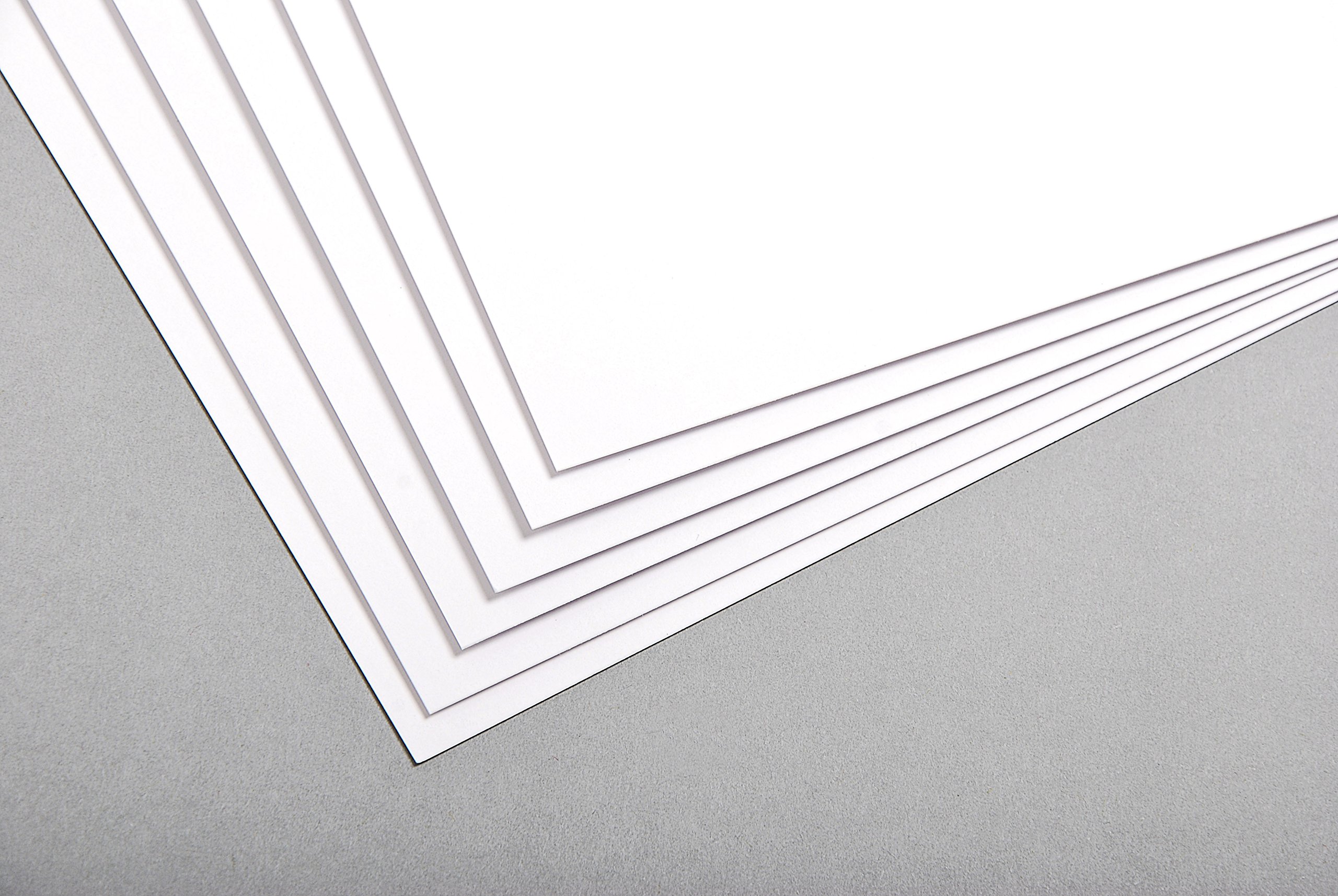 Clairefontaine - Ref 33018C - Bristol Paper (100 Sheets) - 50 x 65cm Size, 300gsm Heavyweight Paper - Suitable for Pencil, Technical Pen, Indian Ink, Felt Nibs