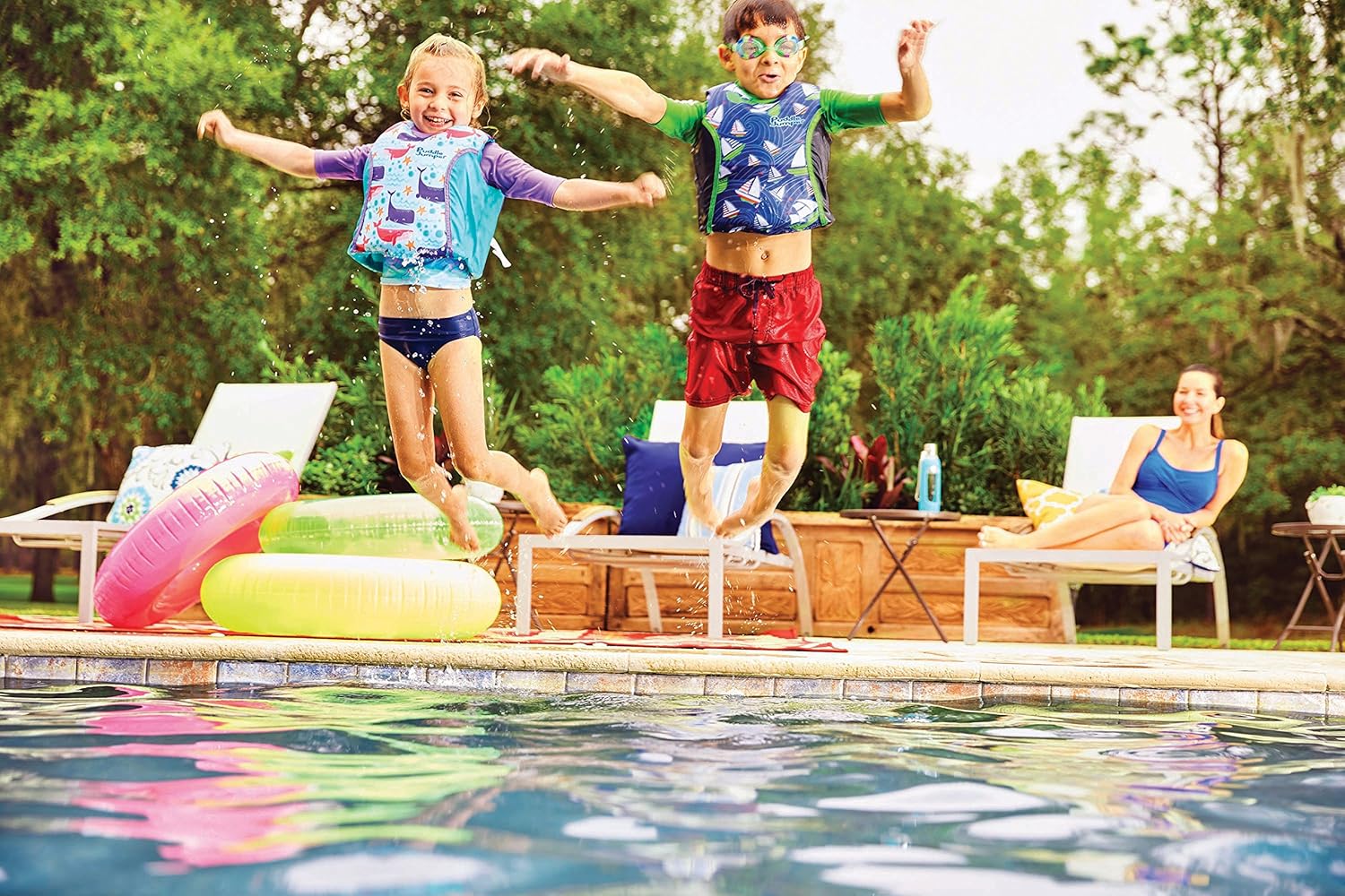 Puddle Jumper Kids 2-in-1 Life Jacket and Rash Guard, Whales, One Size : Clothing