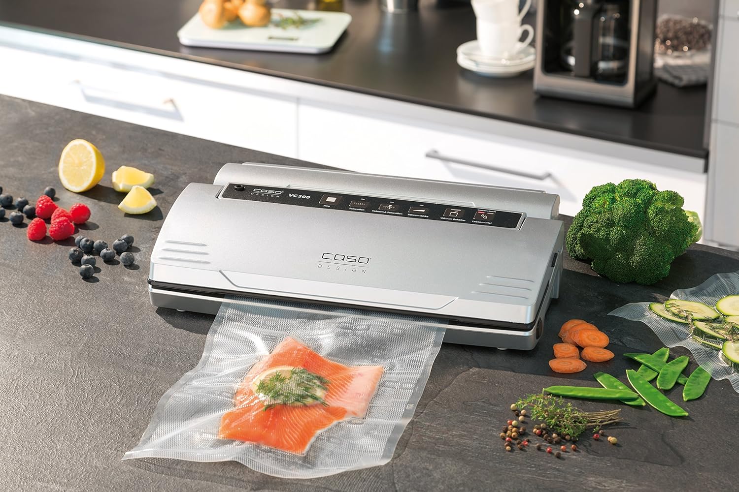Caso VC300 Vacuum Sealer Vacuum Device, Food Stays Fresh Up to 8x