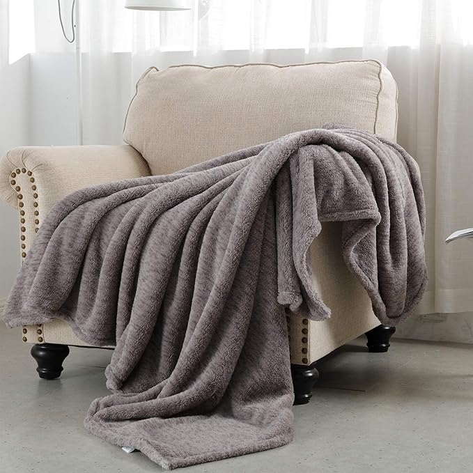 SOCHOW Sherpa Fleece Throw Blanket, All Seasons Lightweight Fuzzy Warm