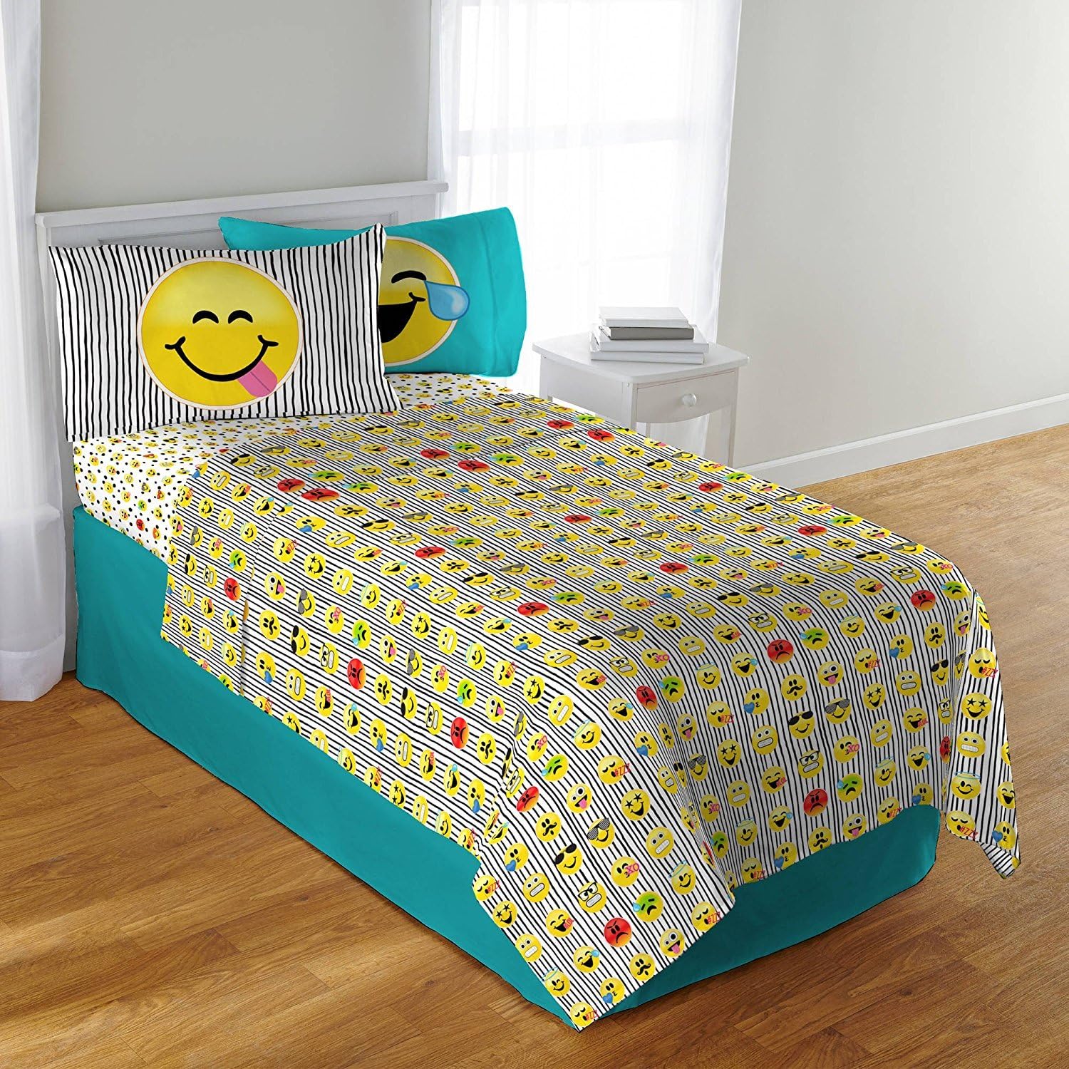 Emoji 3 Piece Microfiber Sheet Set with Pillowcase - Twin
