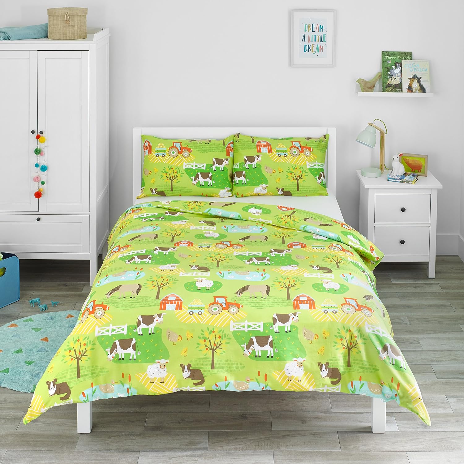 Bloomsbury Mill Farmyard Tractor & Farm Animals Kids Bedding Set