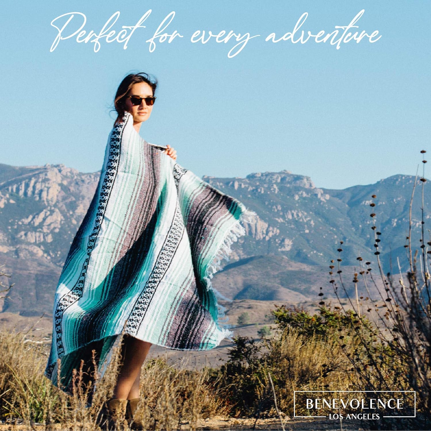 Authentic Mexican Blanket - Yoga Blanket, Handwoven Serape Blanket, Perfect as Beach Blanket, Picnic Blanket, Outdoor Blanket, Yoga Blanket, Camping Blanket, Car Blanket, Woven Blanket (Mint): Kitchen & Dining