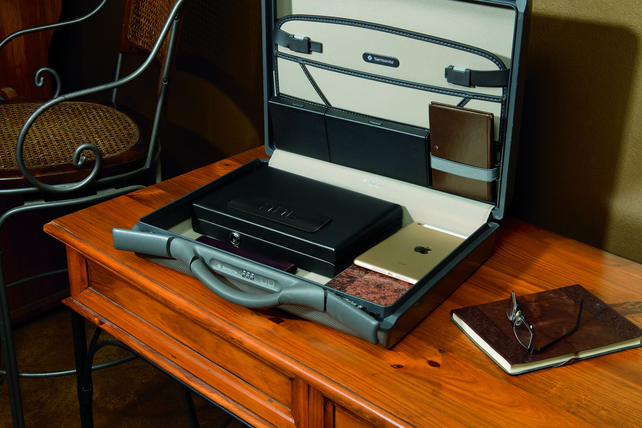 folding laptop case