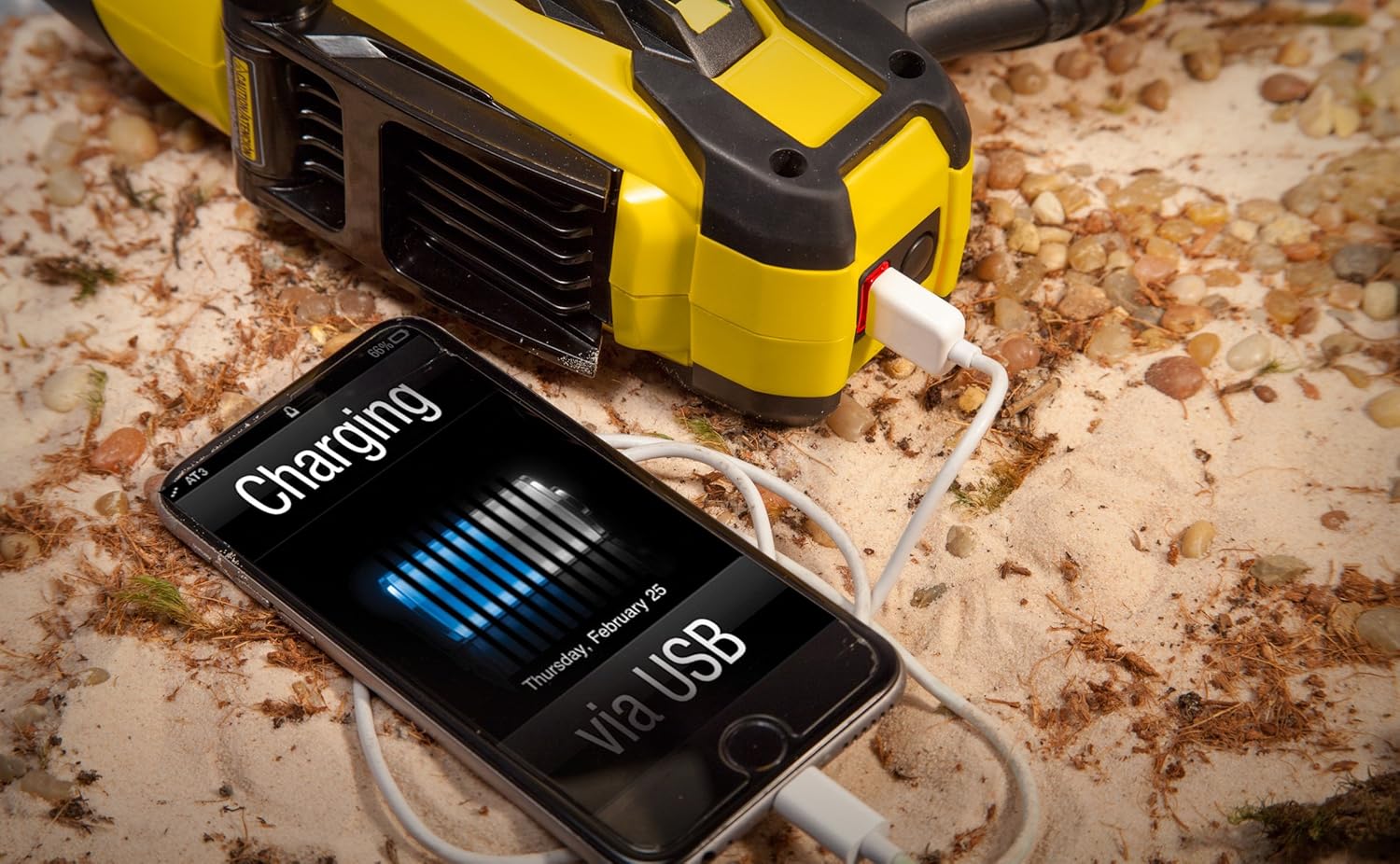 STANLEY FATMAX SL10LEDS Rechargeable 2200 Lumen Lithium Ion Ultra Bright LED Spotlight Flashlight with USB Power Charger: Sports & Outdoors
