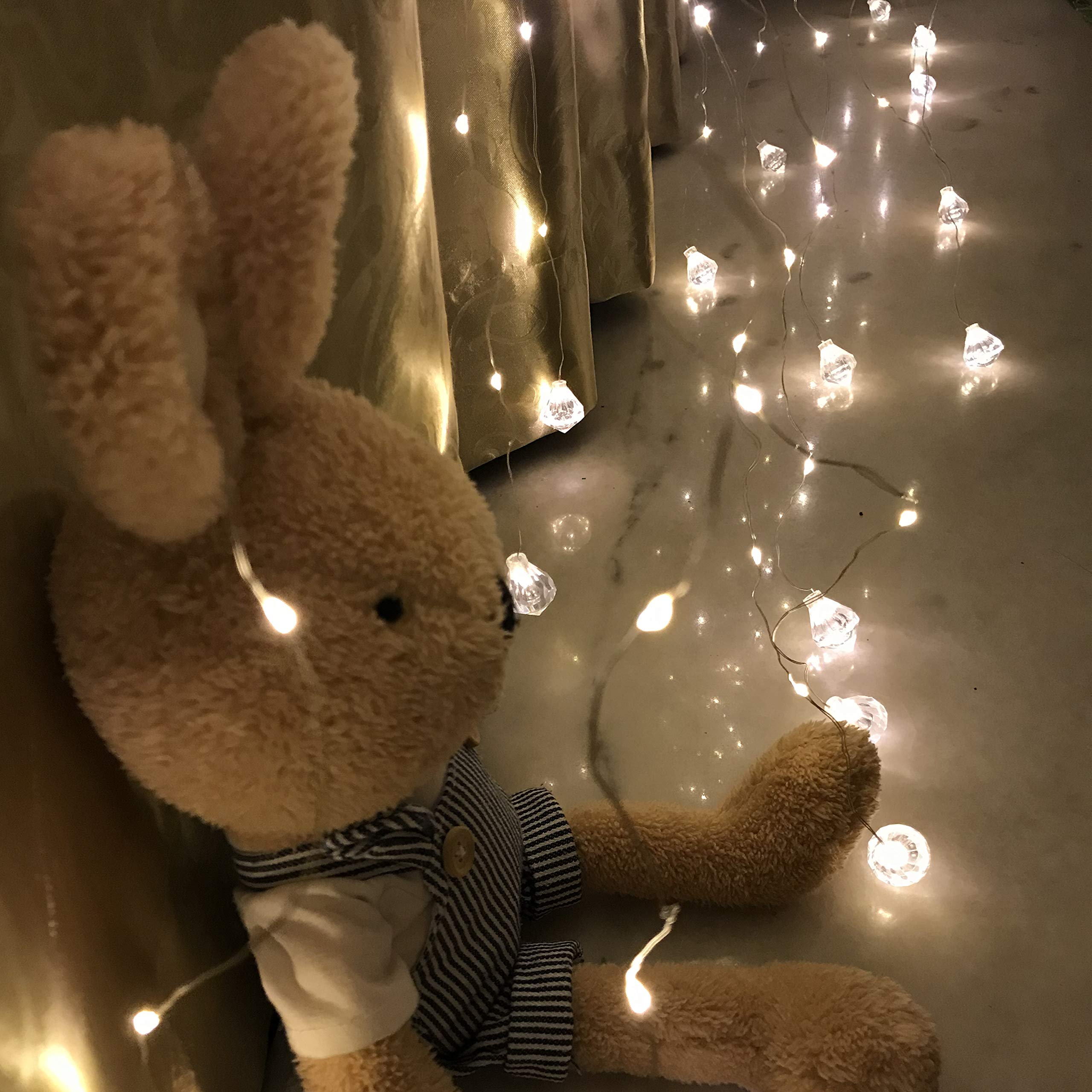 Linkind Copper Wire Fairy String Lights, Curtain Light with Diamond Shape Pendants, 8mode Wall Decorations, Power Supply Low Voltage Safe led Lights.