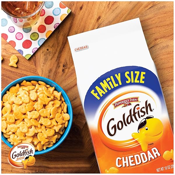 GOLDFISH CHEDDAR CHEESE CRACKERS, 10 OZ BAG