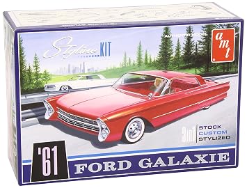 AMT 1961 Ford Galaxie Styline Model Kit