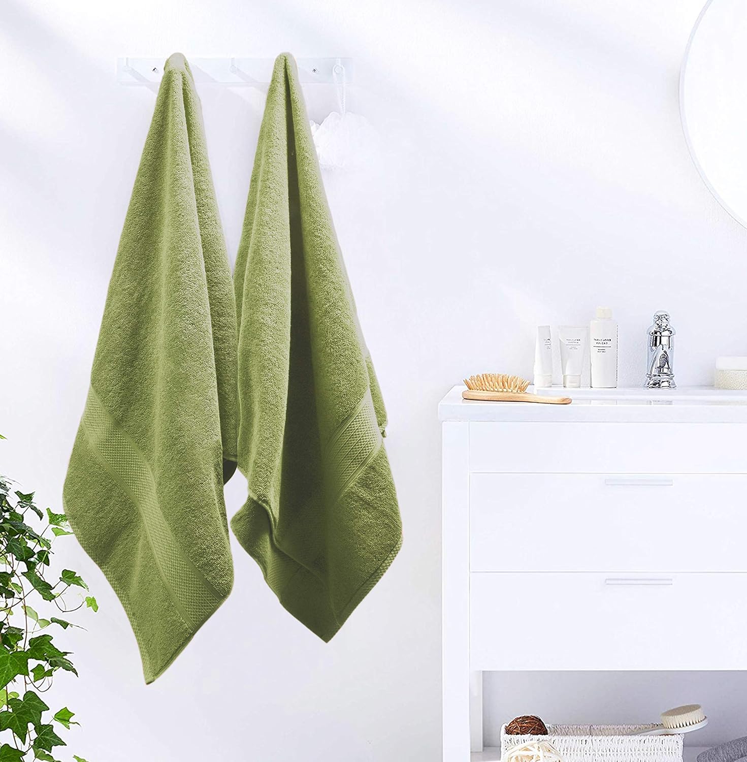 GLAMBURG 4 Pack Bath Towel Set, 100% Combed Cotton Large Bath Towels, Gym Towels 27"x54" - 600 GSM Luxury Hotel Quality Ultra Soft Super Absorbent Towels for Bathroom - Kiwi Green: Home & Kitchen
