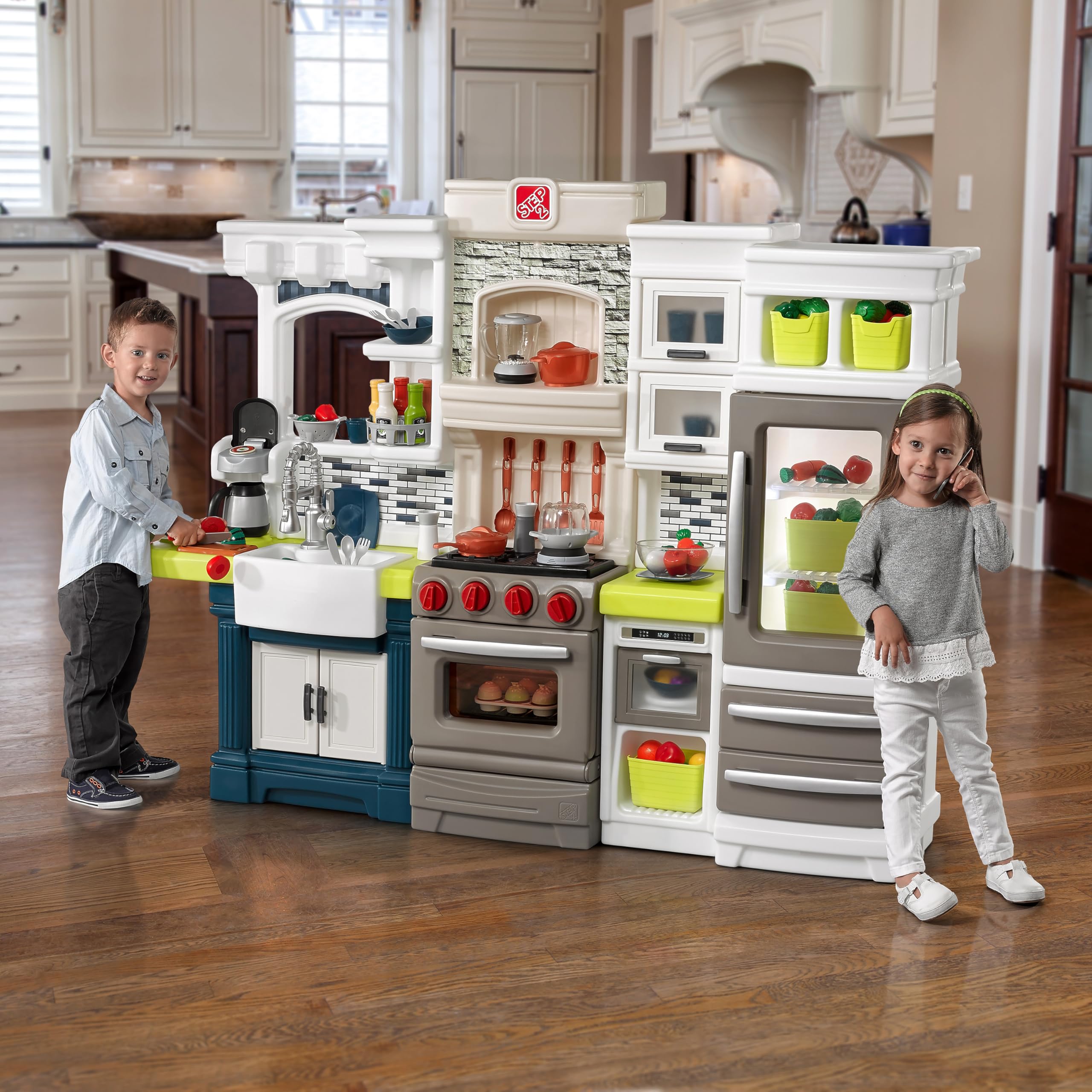 Step2 Elegant Edge Kids Kitchen Playset, Indoor/Outdoor Kitchenette, Interactive Play with Lights and Sounds, Made of Durable Plastic, Includes 78 Piece Toy Accessories, For Toddlers 3+ Years Old