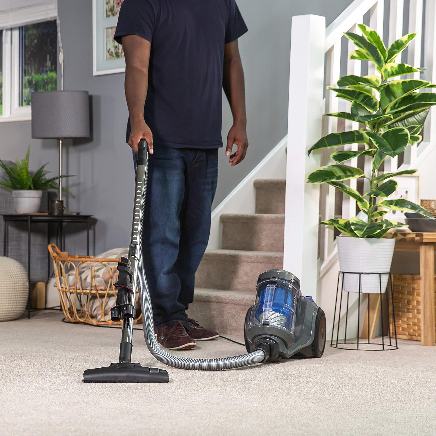 Russell Hobbs® Titan2 Multi-Cyclonic Cylinder Vacuum Cleaner, 3L Dust Capacity, Powerful 700W High Efficiency Motor - Image 4
