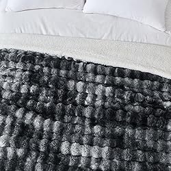 Serenhom 60x80 Inches Ultra-Soft Fuzzy Faux Fur