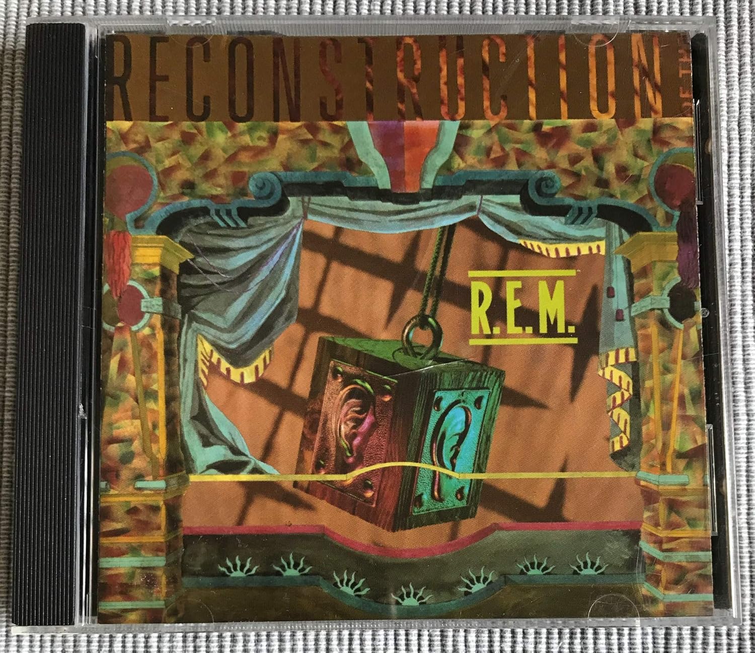 R.E.M. FABLES OF THE RECONSTRUCTION (1987 ) by R.E.M. Amazon.co.uk