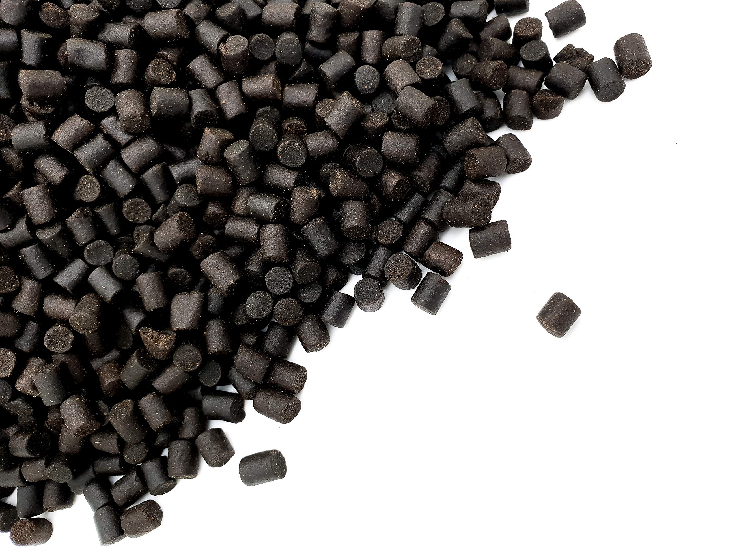 HERONS - Premium Sturgeon Pellets, 4.5mm Premium Fish Food, For all Sturgeon Species, Sterlets, Improves Growth and Enhances Immune System, High Protein, Sinking Pellets - 2Kg