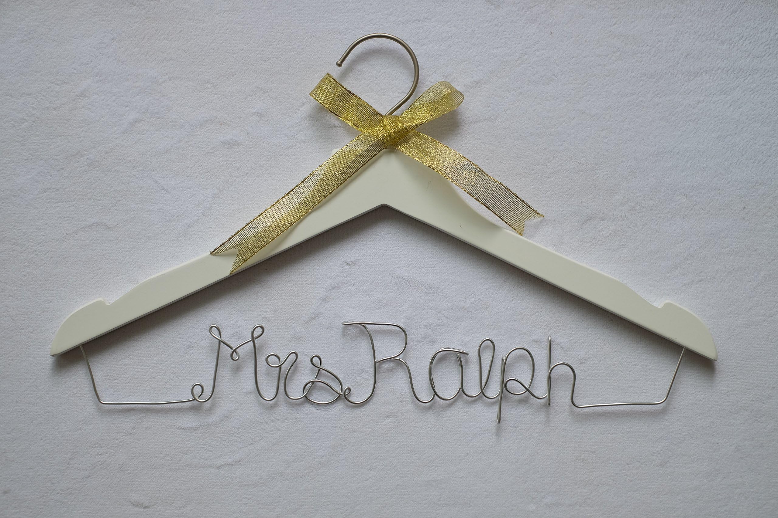 Wedding Hangers Personalised Name Wedding Dress Hanger Mrs for Bride Bridesmaid Wire Wedding Dress Hangers