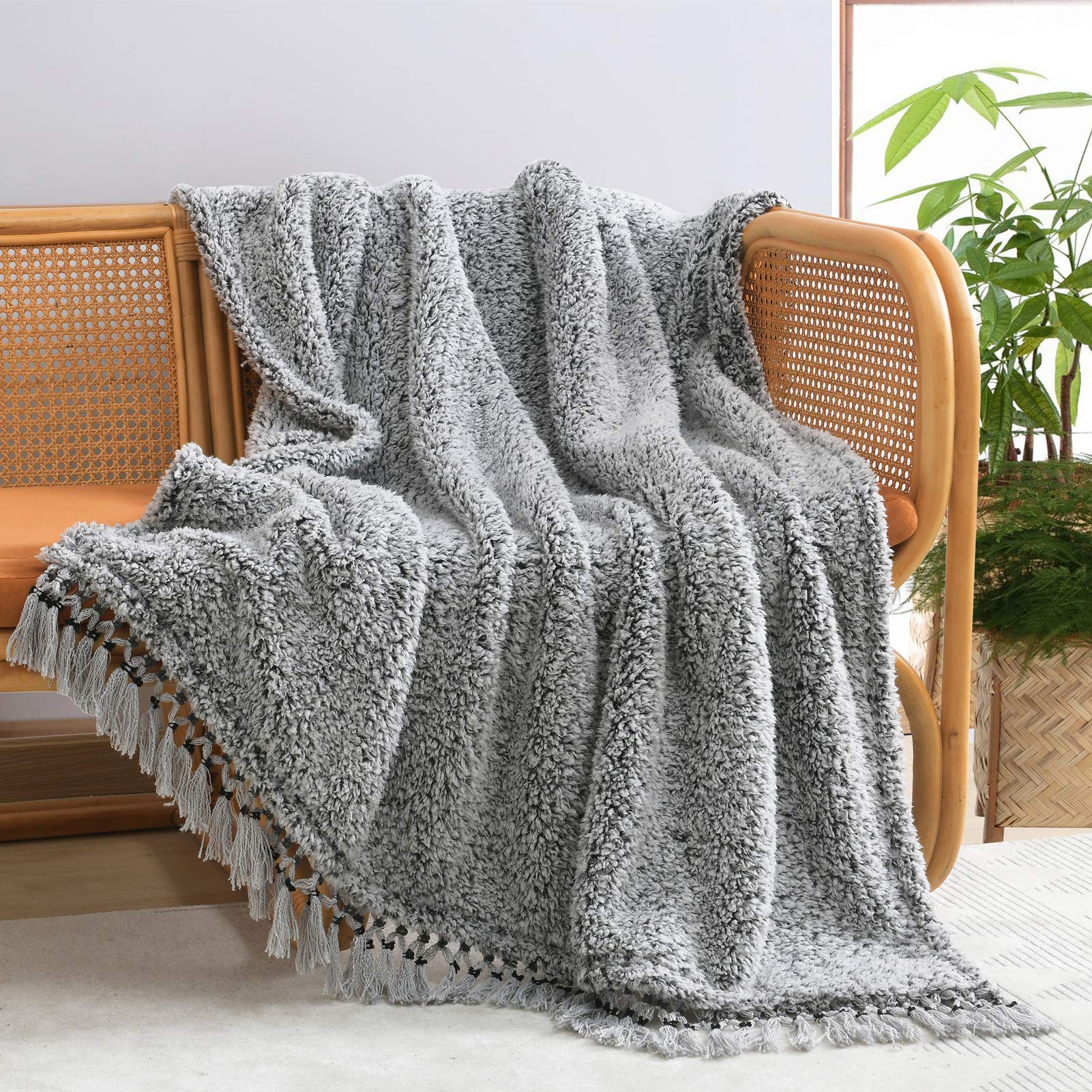 Ultra Soft Cozy Sherpa Throw Blanket, Light Weight