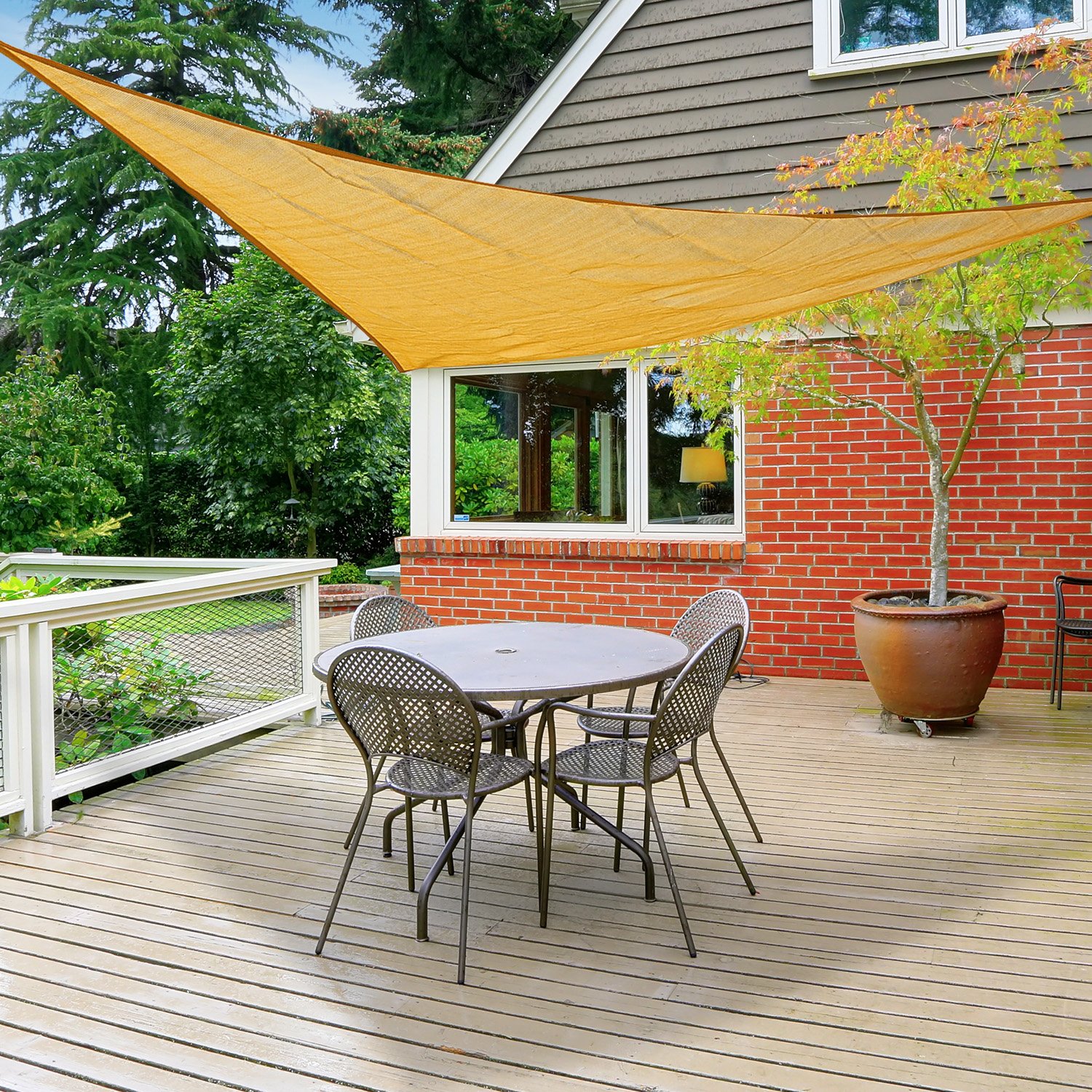 Amazoncom Outsunny 10 Triangle Outdoor Patio Portable Shade