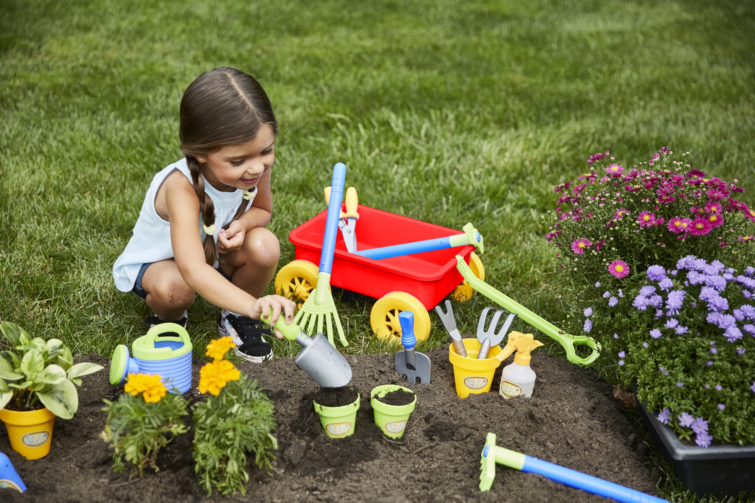 Kidoozie My First Gardening Set - Sprout Green Thumbs with This Pretend Play Playset - Indoor and Outdoor Fun for Ages 3+