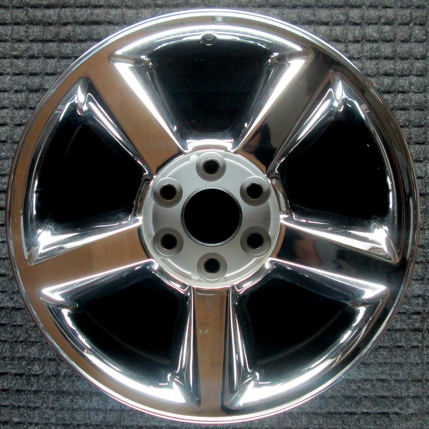 Chevrolet Avalanche 20122014 20" Factory OEM Wheel Rim