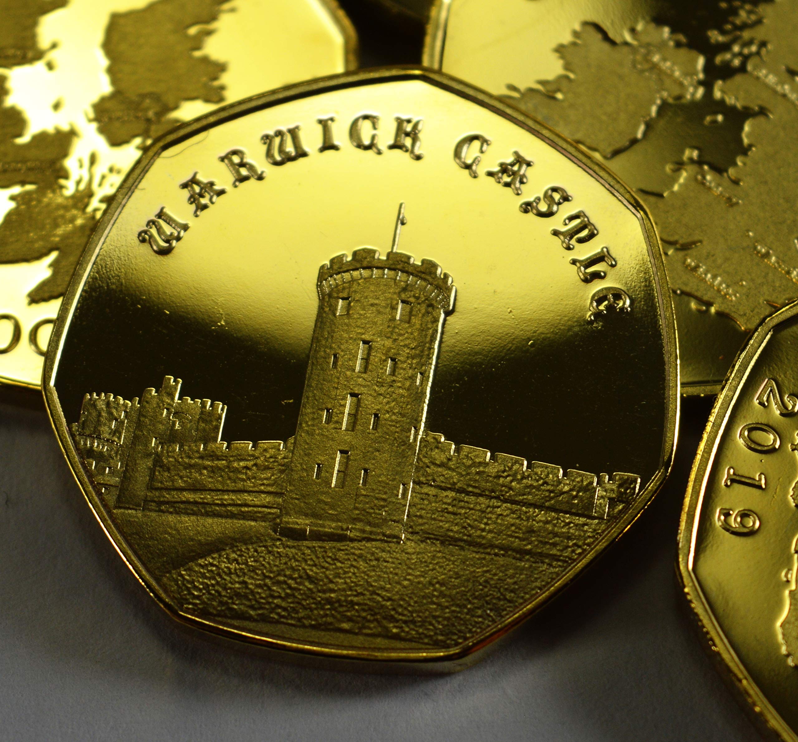 WARWICK CASTLE 24ct Gold Commemorative Coin Albums/50p Coin Hunt Collectors 2019 CASTLE SERIES