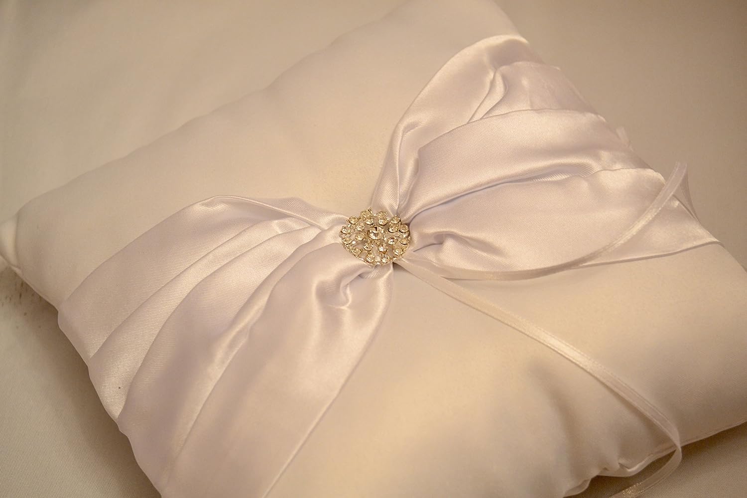 Uk Event Decor Ring Pillow With Satin Crystal White Wed00107