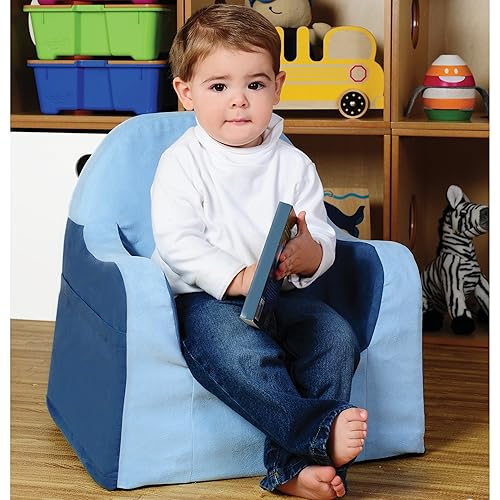 17 Best Reading Chairs That Are Extremely Comfortable (2020)