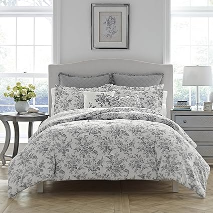 Amazon Com Laura Ashley Annalise Floral Comforter Set Full Queen